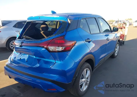 2025 Nissan Kicks Play S z USA, uszkodzony, nr VIN 3N1CP5BV5SL493150